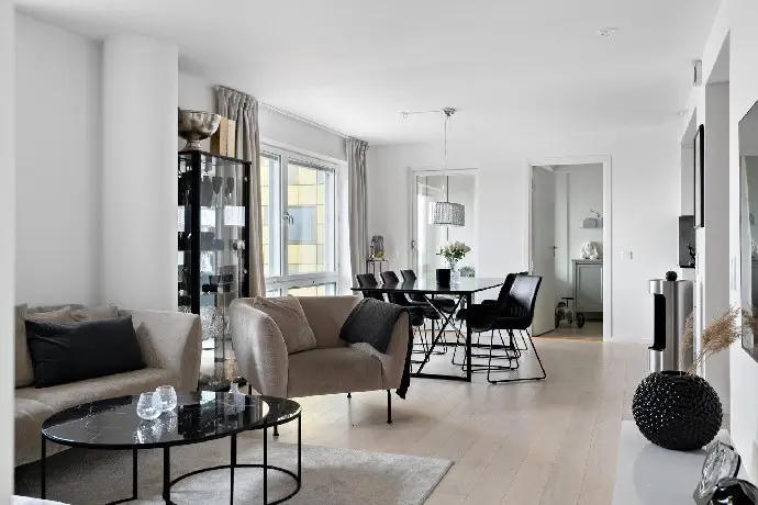 Image 1 of 29 of Storgatan 82B