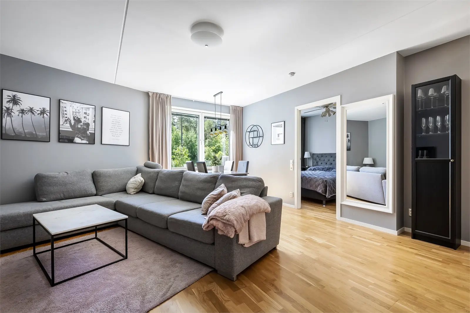 Apartment, Gamla Södertäljevägen 6, Stockholm. Photo 1 of 5