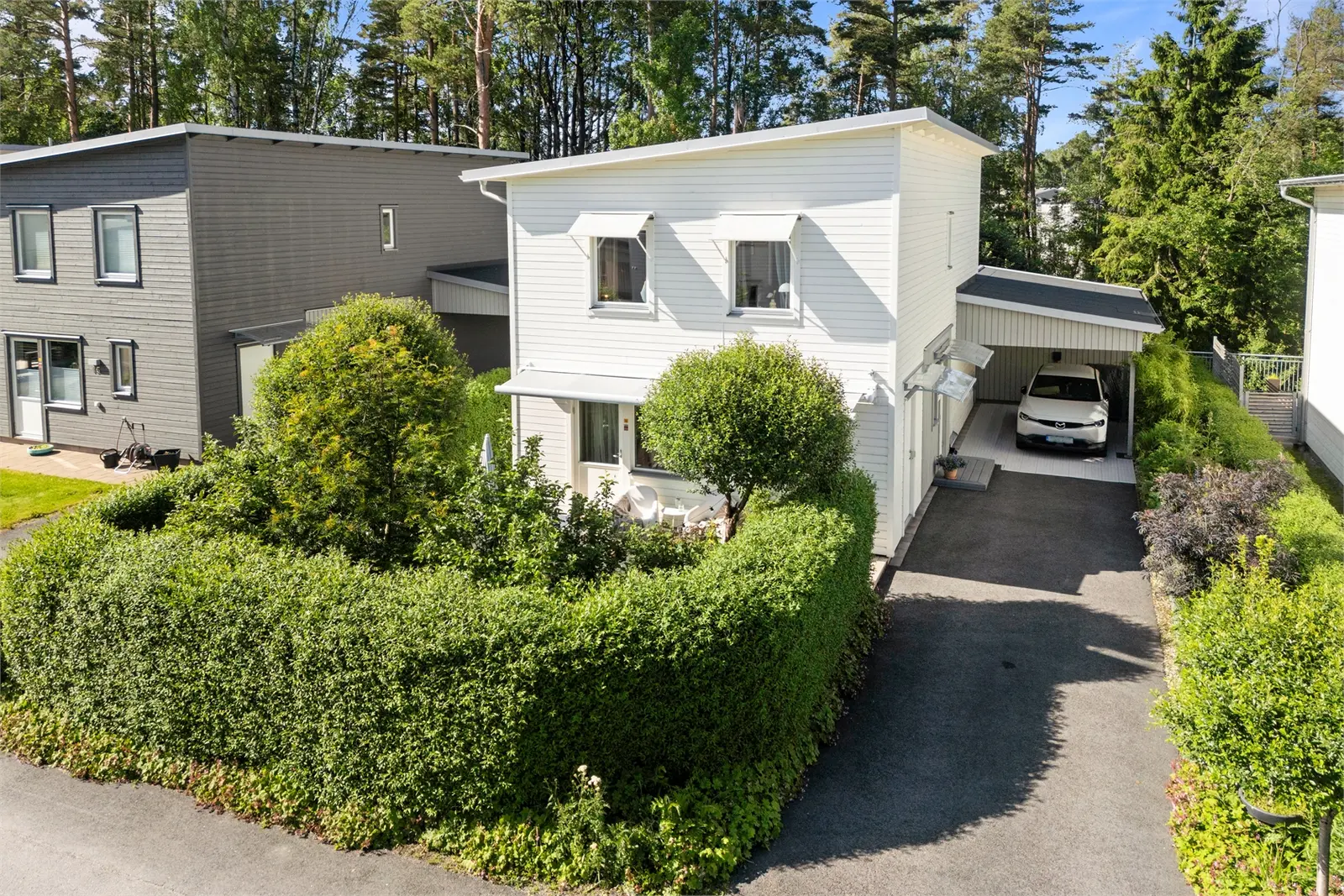 Lägenhet, Huldrornas väg 13. Bild 1 av 5