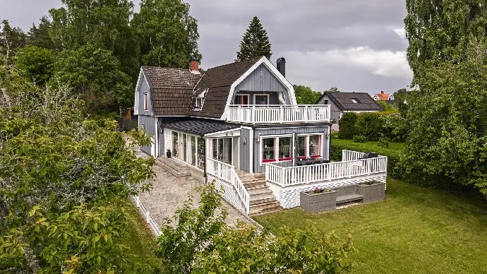 Bild 1 av 40 på Egnahemsvägen 11