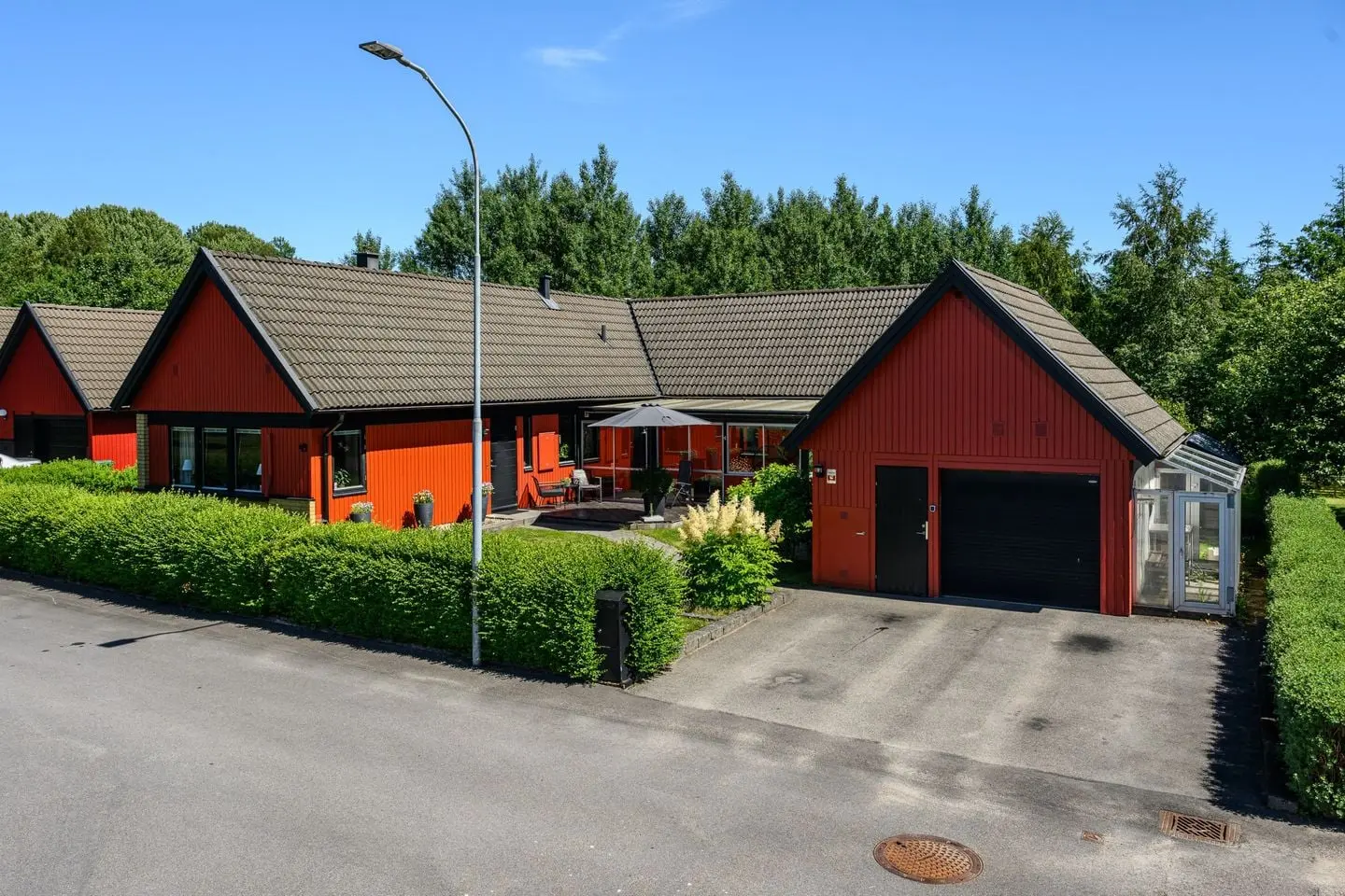 Bild 1 av 19 på Mältarevägen