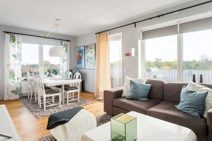 Lägenhet, Helgas Väg 13, Öjersjö. Bild 1 av 24