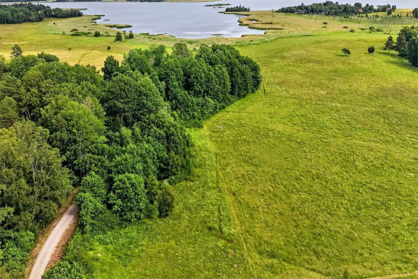 Bild 1 av 5 på Ängstugevägen 52