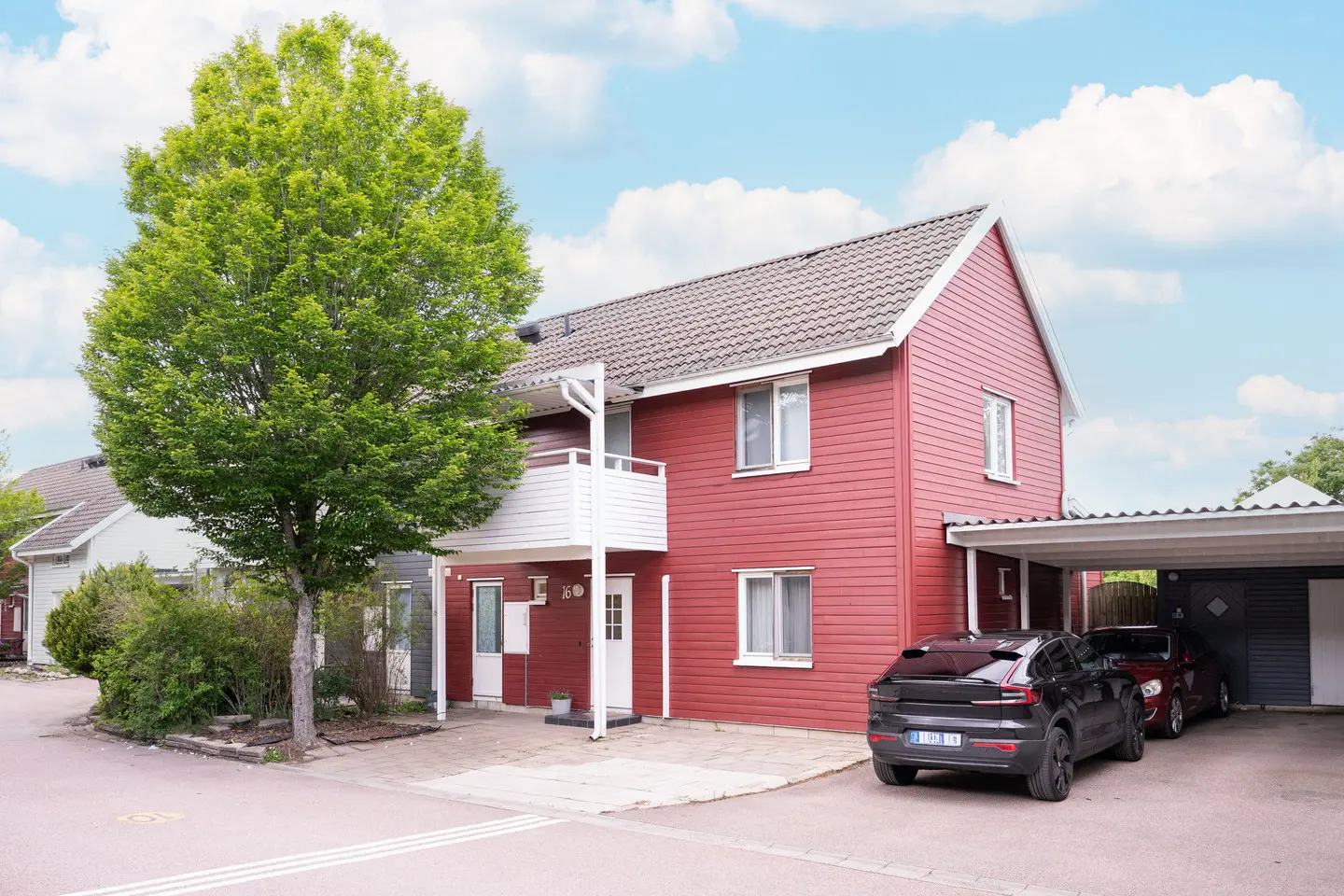 Lägenhet, Pimpinellagatan 16. Bild 1 av 5