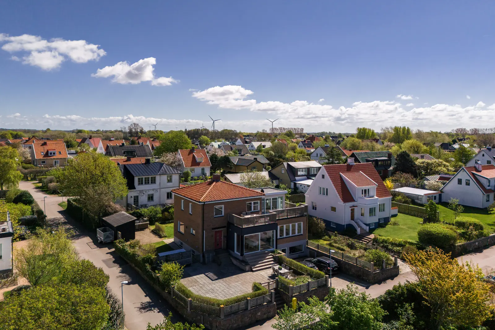 Villa, Rorsmansvägen 11, Nyhamnsläge. Bild 1 av 39