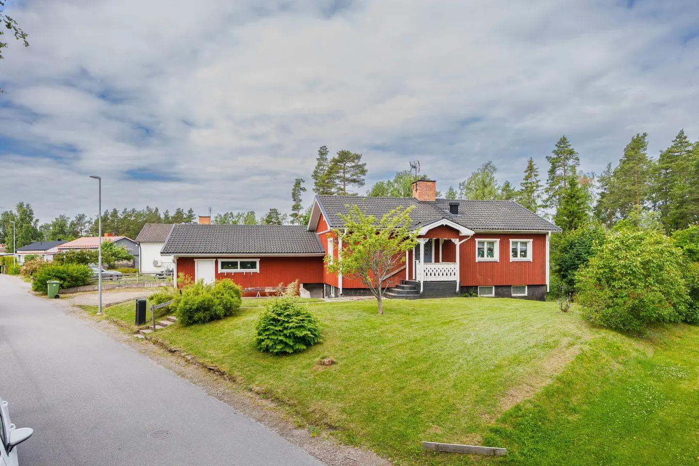 Image 1 of 16 of Trollsvedsvägen 22