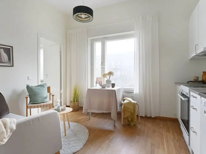 Apartment, Responsgatan 36, Stockholm. Photo 1 of 20