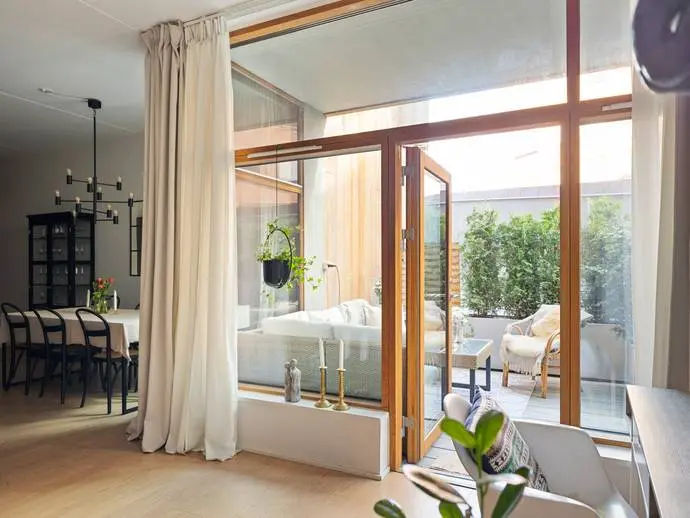 Apartment, Sandhamnsgatan 75. Photo 1 of 20
