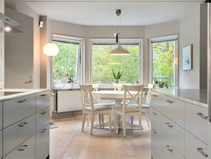 Lägenhet, Torsvägen 67, Nacka. Bild 1 av 20