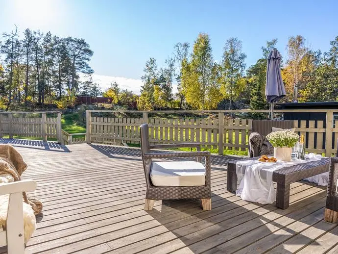 Bild 1 av 20 på Djupviksvägen 67
