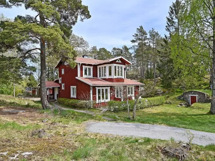 Bild 1 av 20 på Skärmarövägen 39