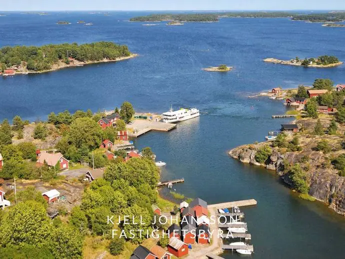 Bild 1 av 20 på Möja Långviksnäs 241 - 243