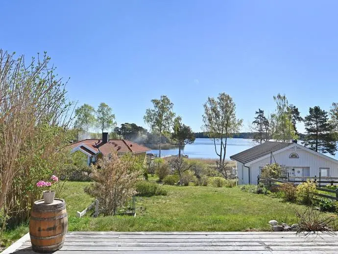 Bild 1 av 20 på Skepparövägen 32