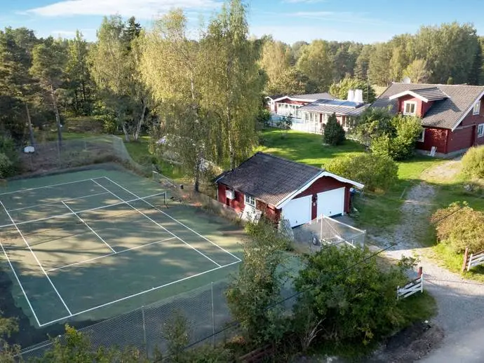 Bild 1 av 12 på Krokusvägen 13