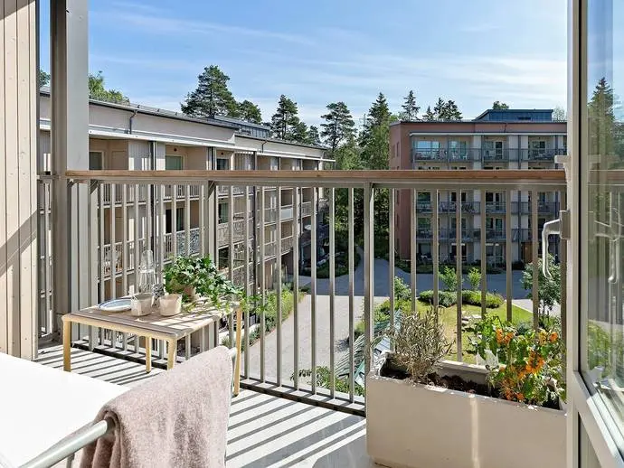 Lägenhet, Sänkhagsvägen 6A, Sollentuna. Bild 1 av 20