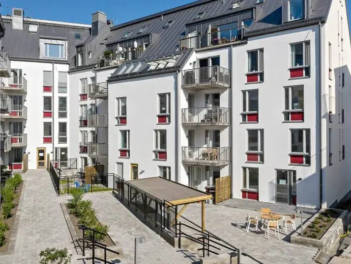 Bild 1 av 20 på Edsviksvägen 5
