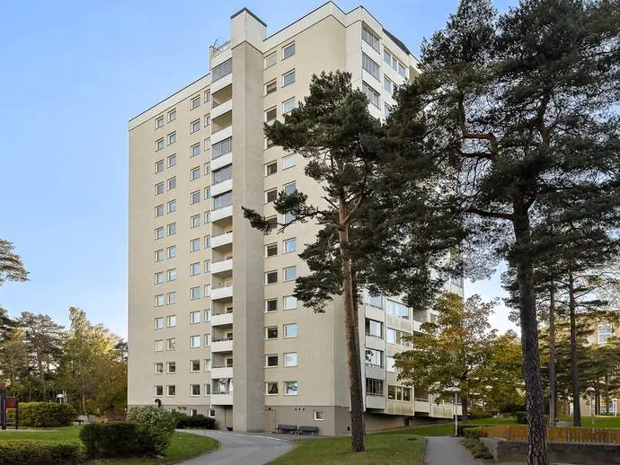 Lägenhet, Karlslundsgatan 18, Södertälje. Bild 1 av 15