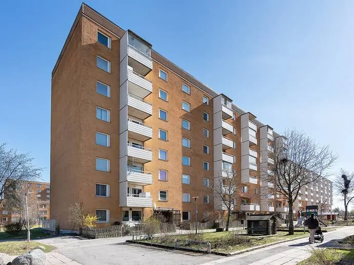 Lägenhet, Granövägen 42, Södertälje. Bild 1 av 16