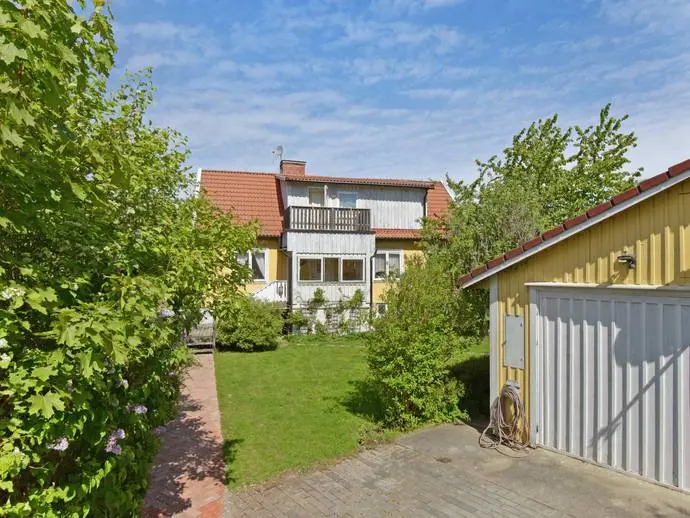 Bild 1 av 20 på Skillingvägen 15