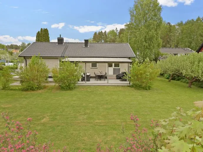 Bild 1 av 20 på Kalendervägen 2