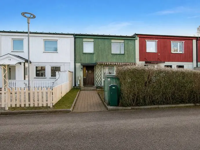 House, Avstyckningsvägen 17, Botkyrka. Photo 1 of 20