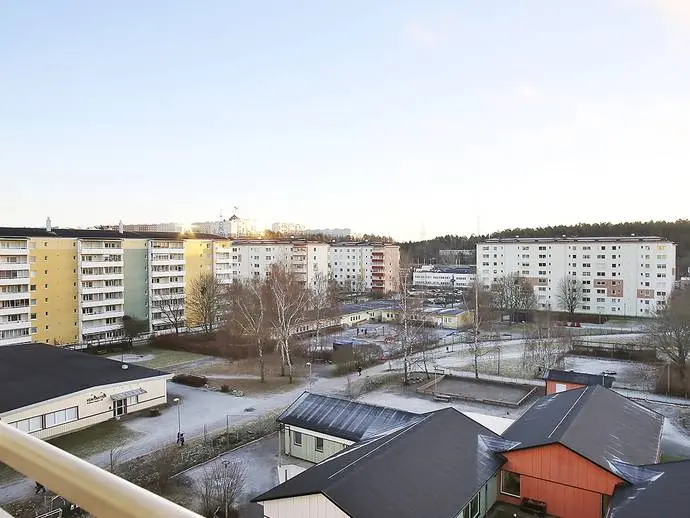 Bild 1 av 20 på Linvägen 13,6tr