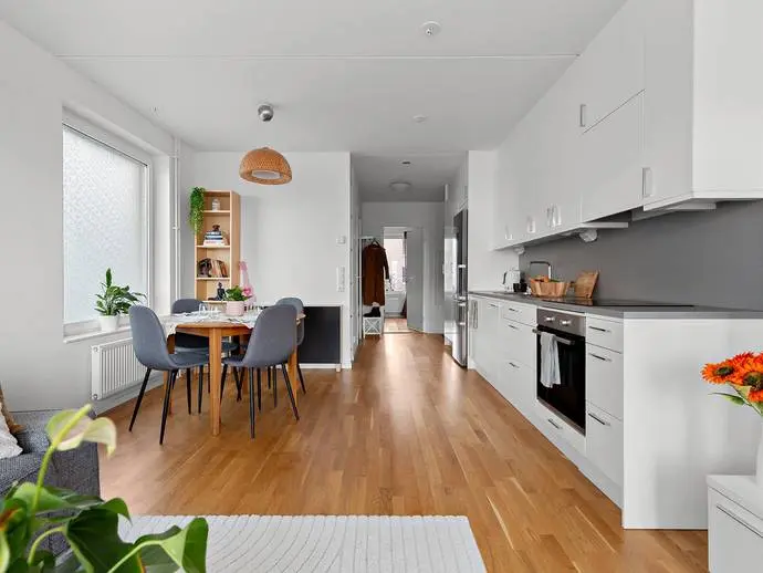 Apartment, Dragonvägen 82, 2 tr, Upplands Väsby. Photo 1 of 20