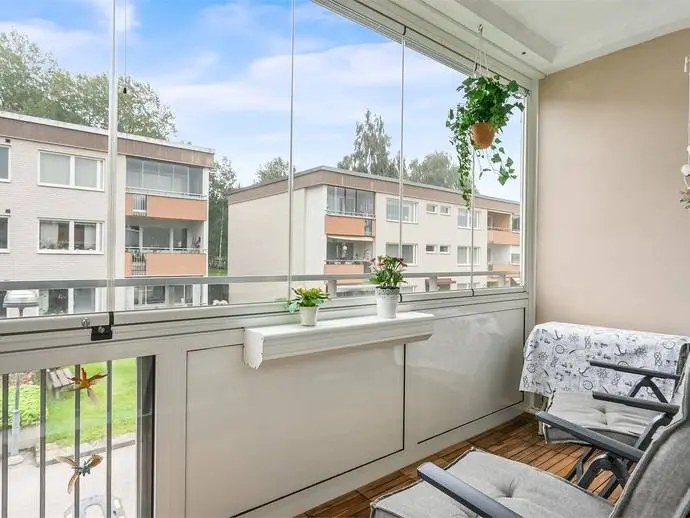 Apartment, Hjortronvägen 99, 1tr, Upplands-Bro. Photo 1 of 13
