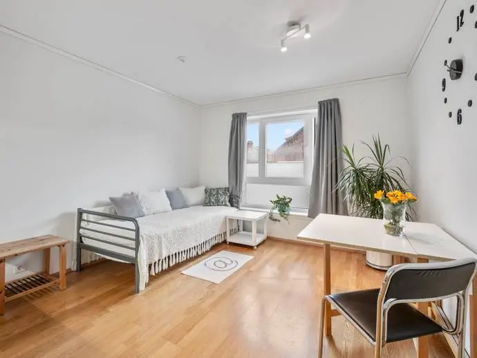 Bild 1 av 20 på Lönngatan 18B