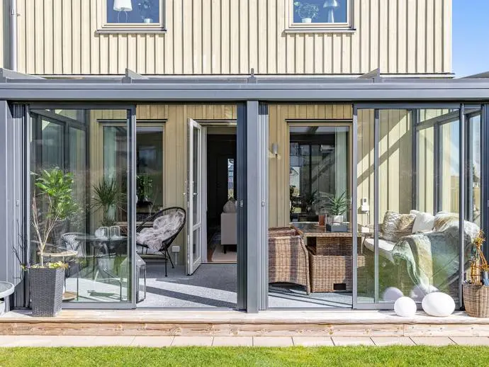 Bild 1 av 20 på Agatvägen 18B