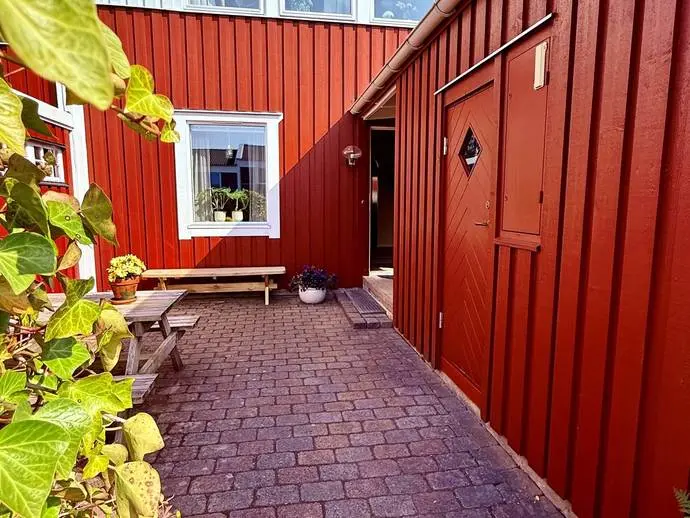 Villa, Tvetgatan 159, Kungälv. Bild 1 av 20