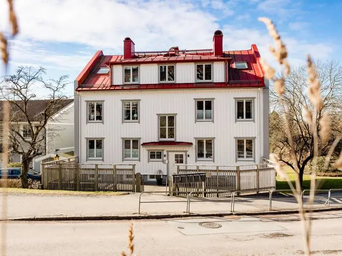Image 1 of 20 of Fontinvägen 39