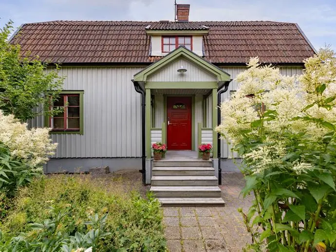 Bild 1 av 20 på Herrgården 13