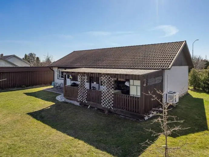 House, Täktvägen 18. Photo 1 of 20