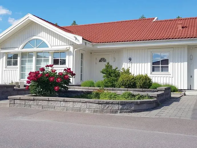 Bild 1 av 20 på Tennisgatan 9