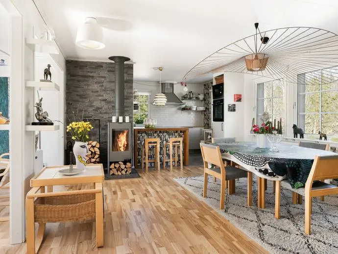 Bild 1 av 20 på Kuskvägen 3