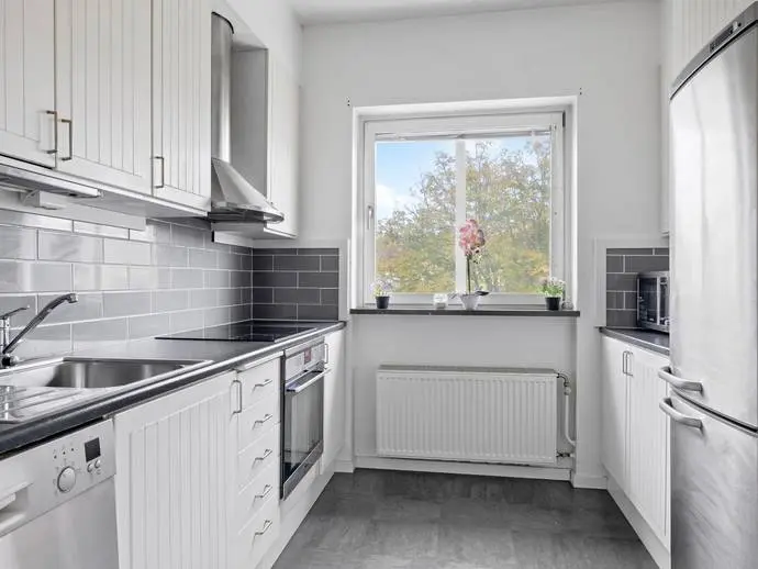 Lägenhet, Fjärdhundragatan 7A. Bild 1 av 20