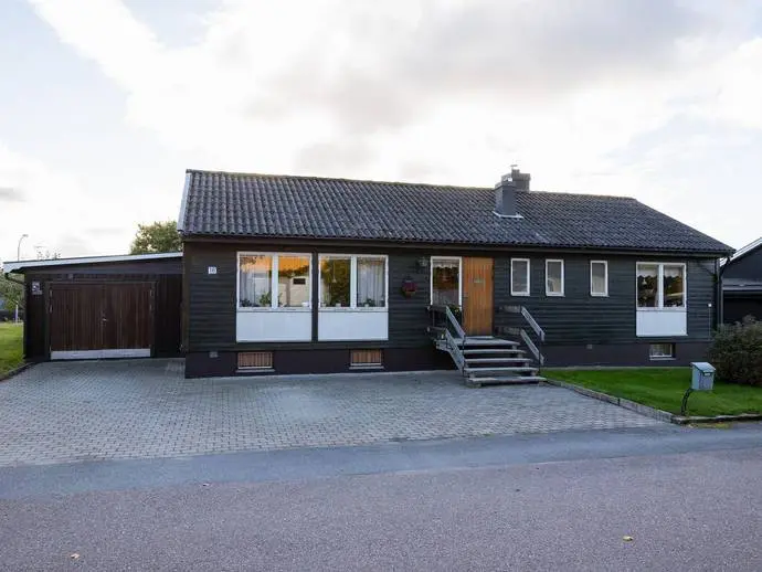 Image 1 of 20 of Majvägen 16