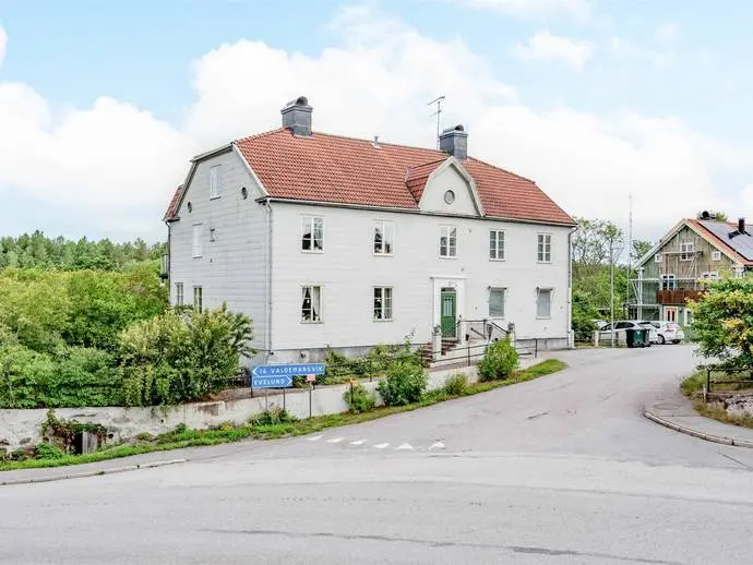 Bild 1 av 20 på Evelundsvägen 1