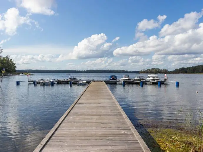 Bild 1 av 20 på Nötuddsvägen 27