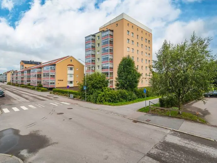 Bild 1 av 16 på Trädgårdsgatan 11