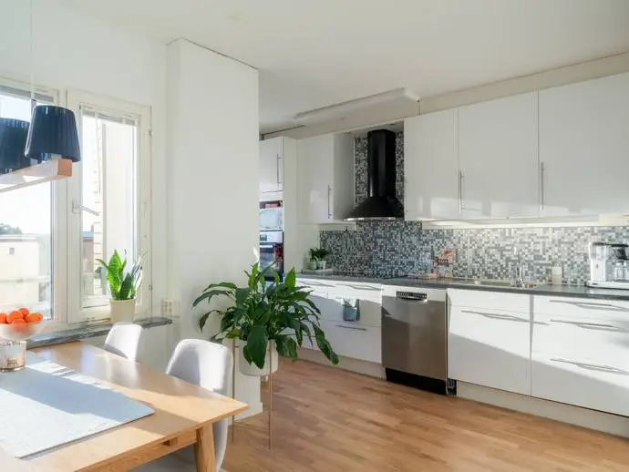 Lägenhet, Erikslundsvägen 28, Nyköping. Bild 1 av 20