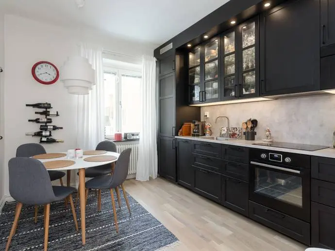 Apartment, Södra Bangårdsgatan 6B. Photo 1 of 15