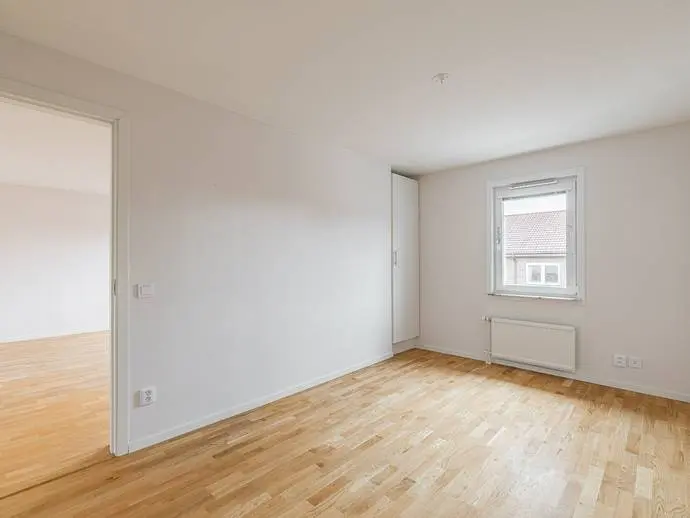 Bild 1 av 20 på Södra Bangårdsgatan 18