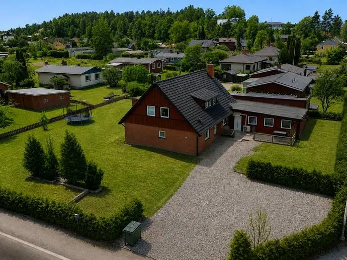 Bild 1 av 20 på Östra Storgatan 68