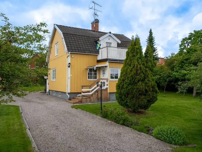 Bild 1 av 20 på Borsöknavägen 18