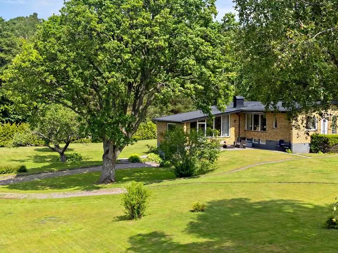 Bild 1 av 20 på Gundalsvägen 1