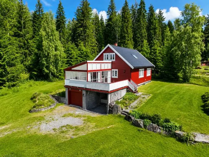 Bild 1 av 20 på Rommenäs Knausen 1