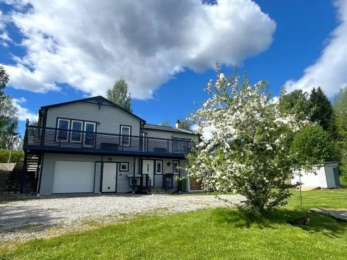 Bild 1 av 20 på Bön Villa Västervik 1