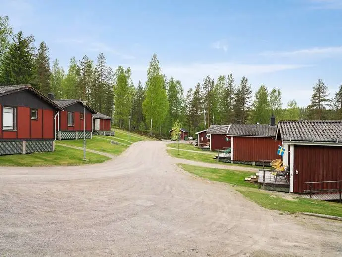 Bild 1 av 20 på Kyrkheden Stugbyn 18